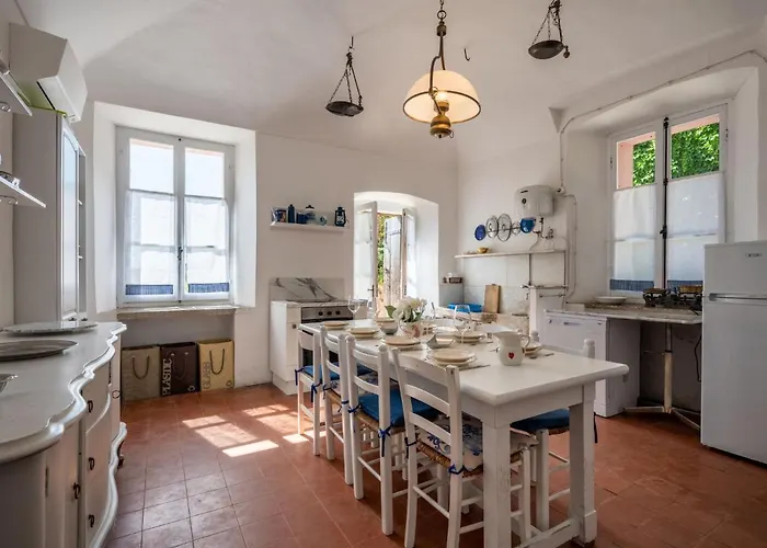 Palazzo Mariscotti By Interhome Sant'Andrea (Piedmont)